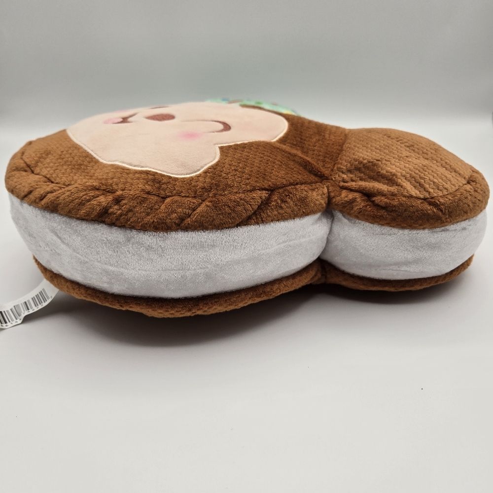 Disney Munchlings Squeeze-A-Munch Large Mint Dipped Ice Cream Sandwich Plush - Picture 3 of 10